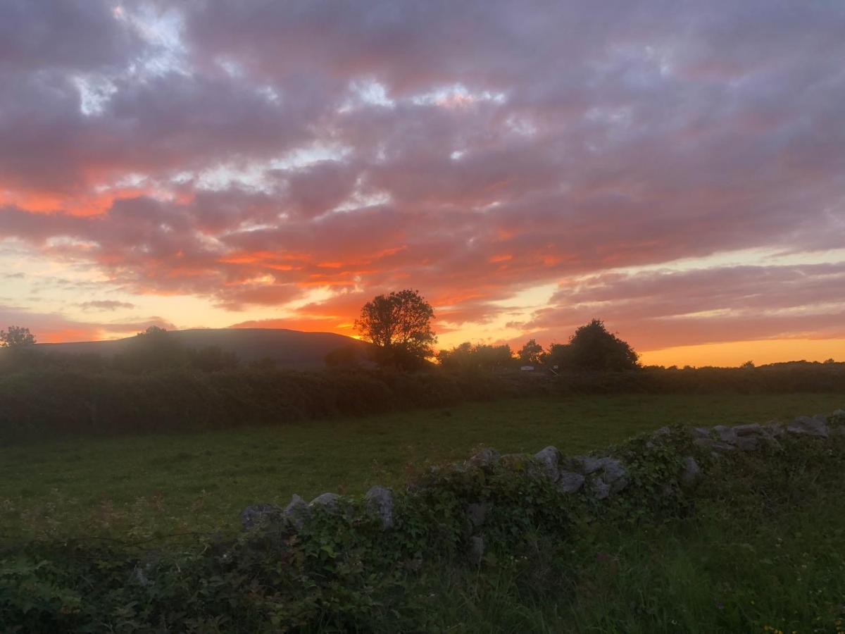 Vila Teach Talamh Kinvara Exteriér fotografie